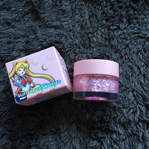 Colourpop x Sailor moon🌙 full collection Set NWT - Picture 11 of 13